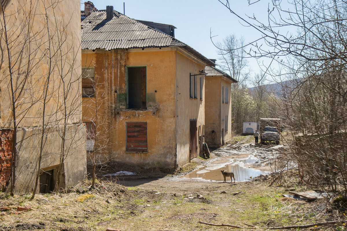 Старая губаха город. Посёлок-призрак верхняя Губаха. Старая Губаха город призрак. Губаха Пермский край заброшенный город. Город призрак Губаха.