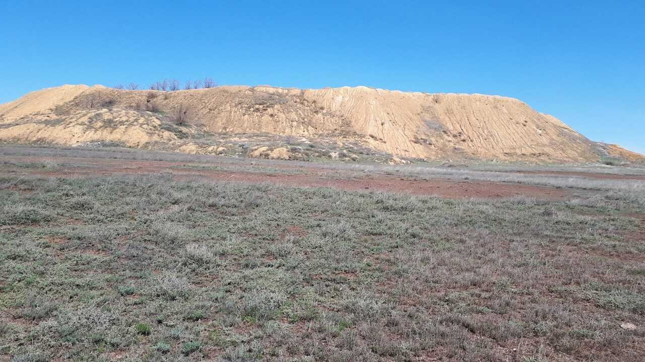 Горя 6. Гора полковник Орск. Гора полковник Оренбургская область. Гора полковник Орск яшма. Орск горы.