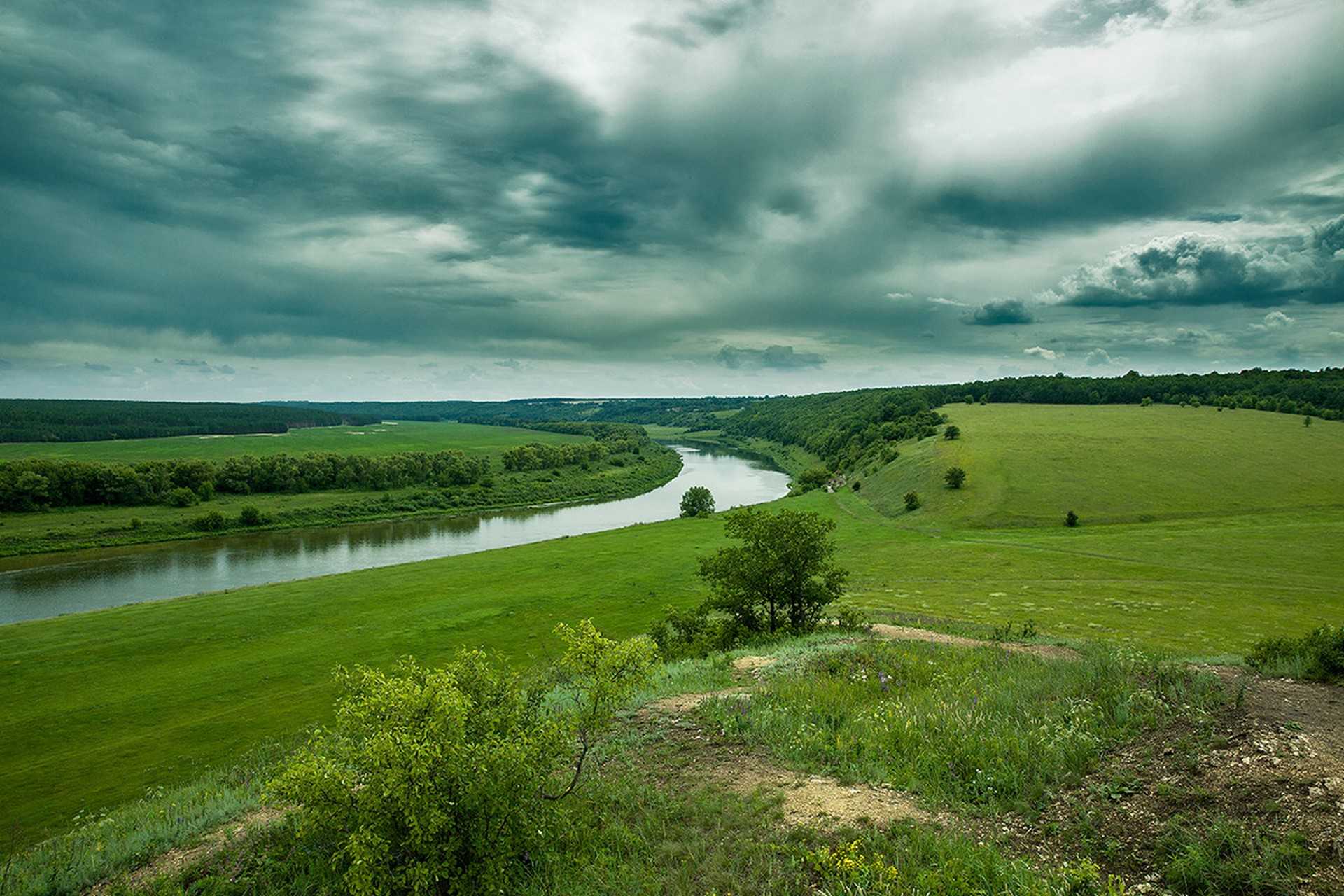 Почему река дон. Долина реки Дон. Река Дон в Тульской области. Река Дон панорама. Река Дон на Руси.