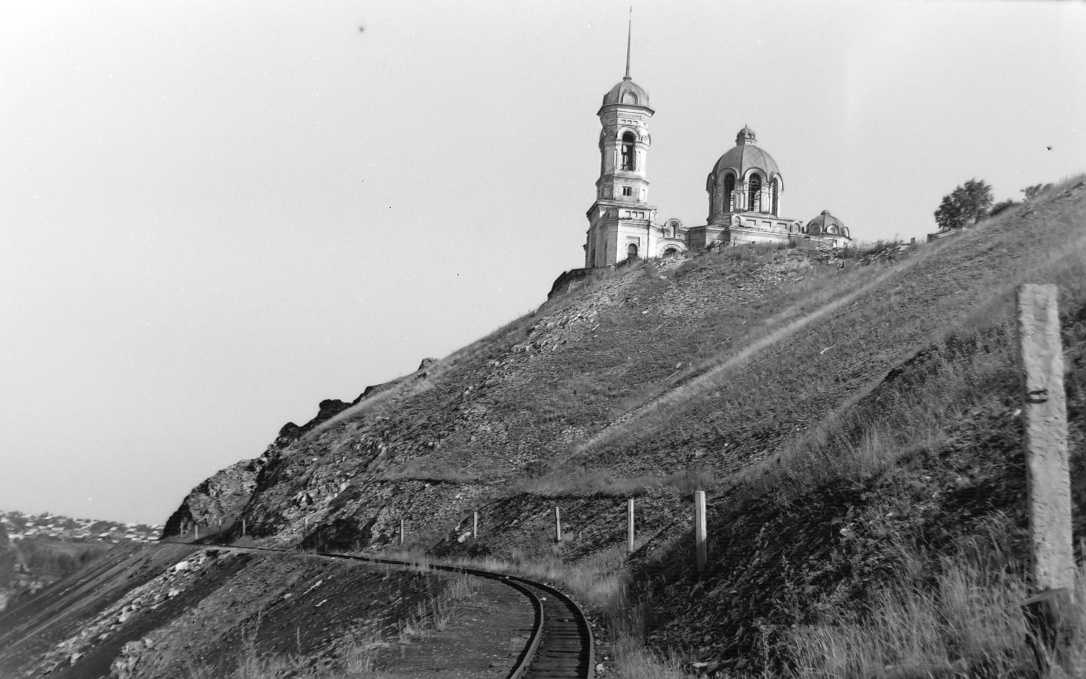 Фото режа. Свердловская область, реж. Церковь Иоанна Предтечи. Орлова гора реж. Реж Свердловская область гора. Успенский храм реж.