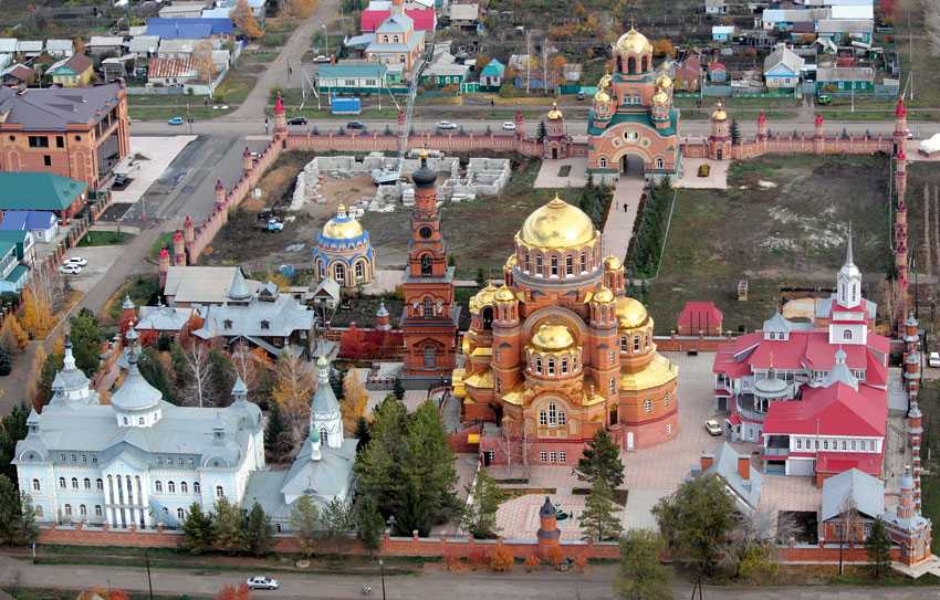 Погода в саракташе оренбургской на 10 дней. Саракташ Свято-Троицкая обитель. Свято-Троицкая обитель милосердия в Саракташе. Свято-Троицкая Симеонова обитель милосердия п.Саракташ.