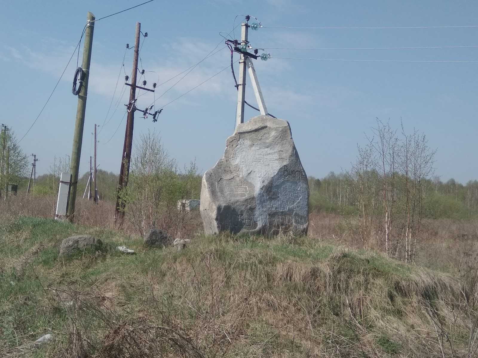 Небольшой городок Дегтярск в последние годы превратился в настоящую мекку для любителей урбантрипа - индустриального туризма по заброшенным объектам